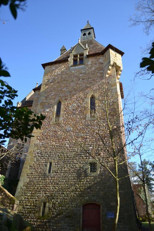 Chateau De Peufeilhoux Vallon-en-Sully Exterior photo